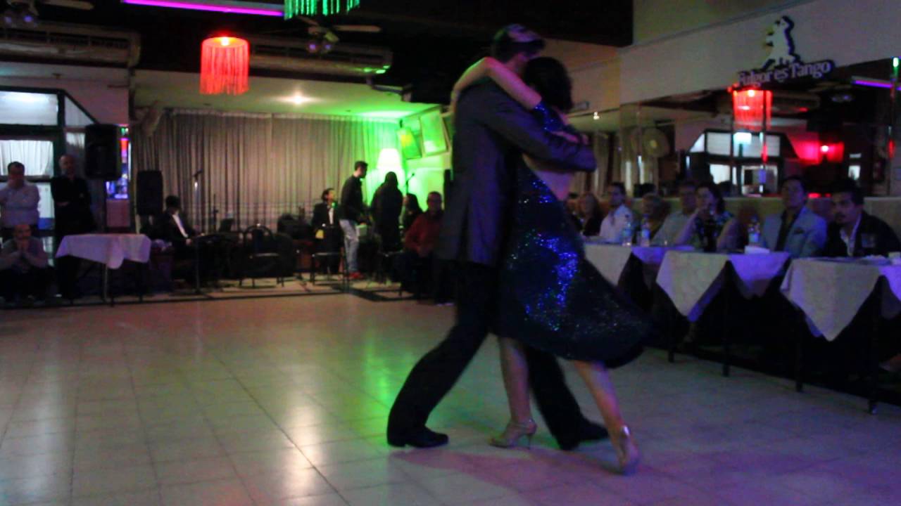 Jon Lambert y Dulce Lauria , Dni Tango, en Parakultural. 9/16