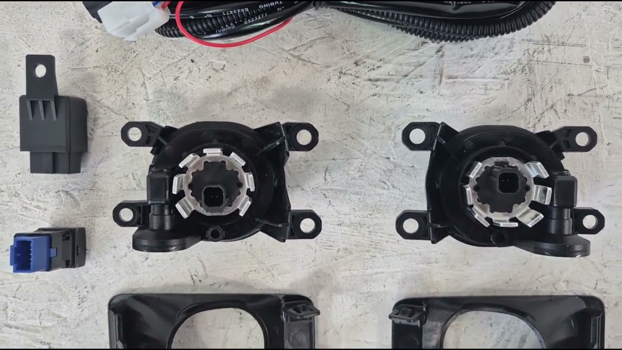Toyota Land Cruiser Prado 250 2023– Tågelygter komplet (2 stk.) Video 1