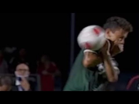 Lance do Pênalti para o São Paulo - Toque de Mão de Marcos Rocha (VAR) São Paulo 1x0 Palmeiras