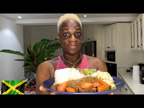 Christmas Dinner Idea! (Mouthwatering Pot Roast Beef) Val's Kitchen