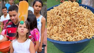 CHALLENGE IN THE INTERIOR: Hit the Bottle and Win CRACKLES!