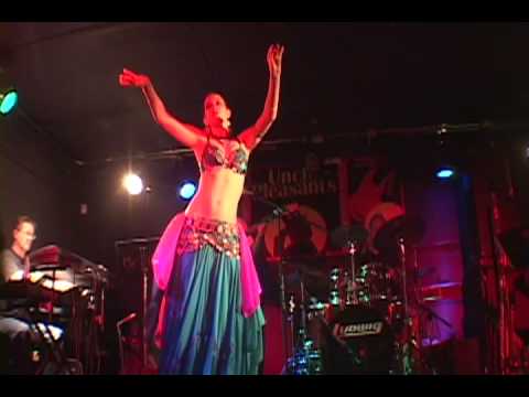 Belly Dancer Ruric-Amari joins Ut Gret to perform Udan Mas
