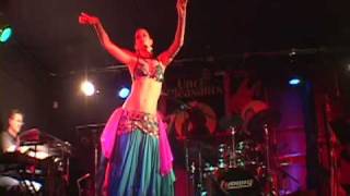Belly Dancer Ruric-Amari joins Ut Gret to perform Udan Mas
