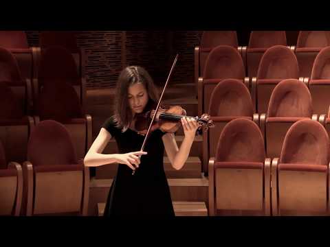 Clarissa Bevilacqua plays A.Stradivari "Clisbee" 1669 - J.S.Bach, Sonata n.2 - Andante