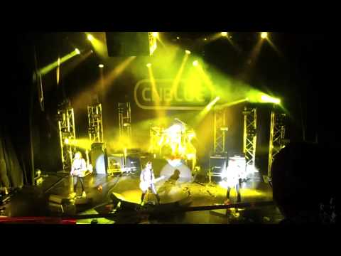 CNBLUE in London - Let's Go Crazy, Now Or Never