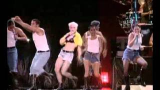 Madonna - 17. Everybody Is a Star/Everybody (The Girlie Show - Live Down Under)