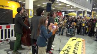 Absinto Orkestra - Montagsdemo Frankfurter Flughafen - 18.02.2013
