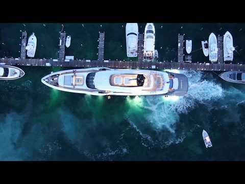 Utopia IV - Timelapse Docking in Cat Cay Marina