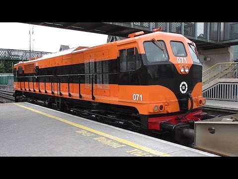 Irish Rail 071 Class loco 071 + DFDS freight Liner - Portarlington, Laois