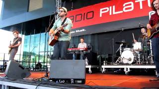 Henrik Belden - Uneasy (live at Lucerne Fest)