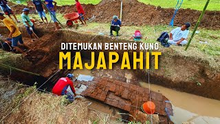 Download lagu Finally Found! Is the Majapahit Palace Near? Buried This Deep? mp3