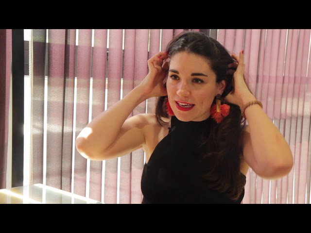 Vídeo relacionado con Lola Vendetta. ¿Qué pacha, Mama?: 1 (Novela gráfica)