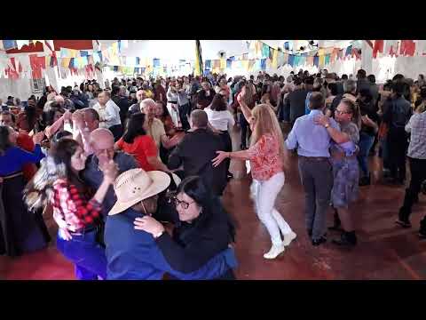 clube Pasarella com muita dança em Marmeleiro Paraná(marcos e margarida)