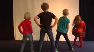 Four German kids dancing to &quot;Gentleman - Psy&quot;