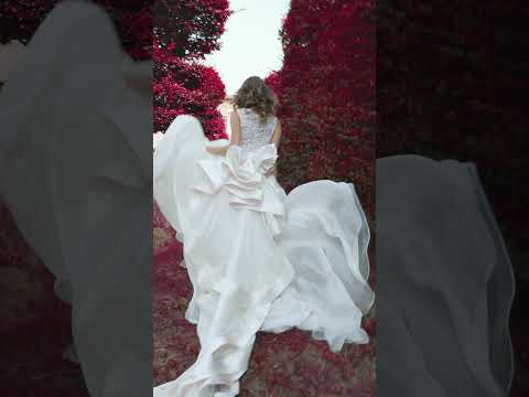Trend 2025: Perché i Vestiti da Sposa Trasformabili di Stefano Blandaleone Stanno Conquistando!
