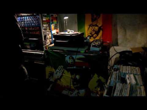 kindread sound system Alley Cafe 2016