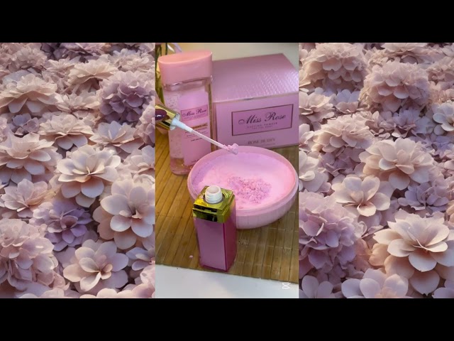 مجموعة ورديه عطرية للجسم كلها أنوثه جل وبودرة من ر...