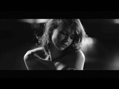 Ana Layla - Madly In Love (Official Music Video)