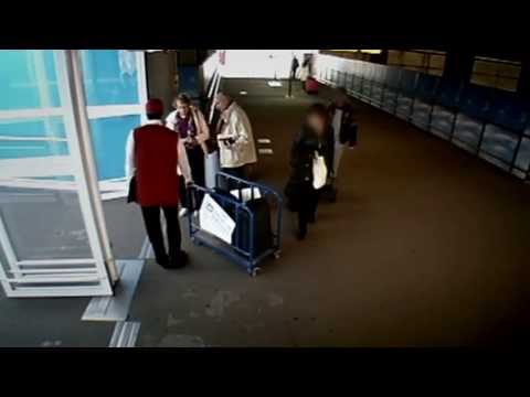 The Red Cap Scam - The Real Hustle