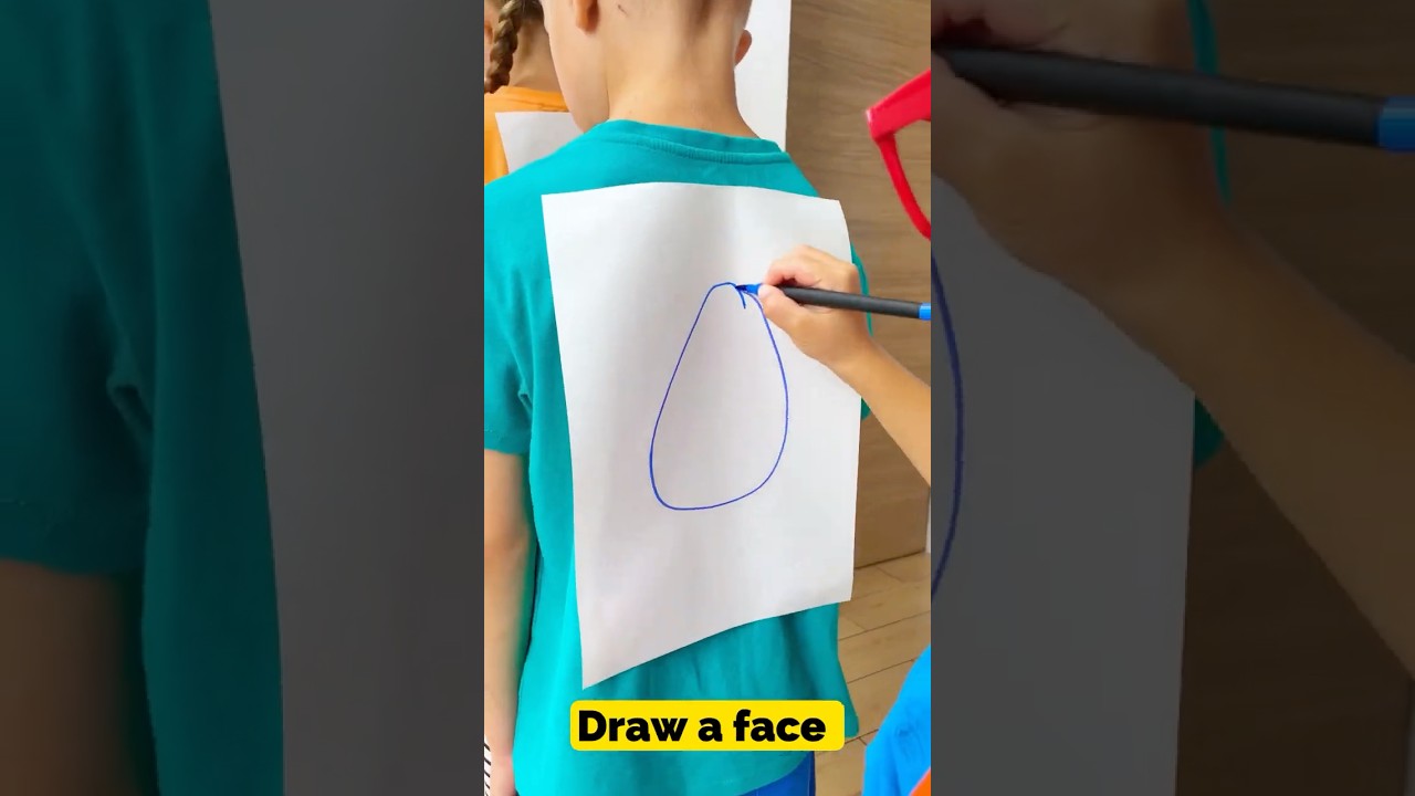🎨CAN YOU GUESS THE DRAWING? Try the BACK TRACE CHALLENGE! 😍👈 #shorts #kids