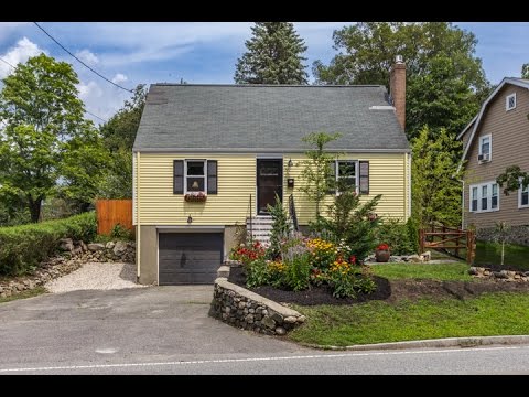 741 Summer St, Arlington MA - Stephanie Singer & Darbie Stokes - Tel 617-459-6539