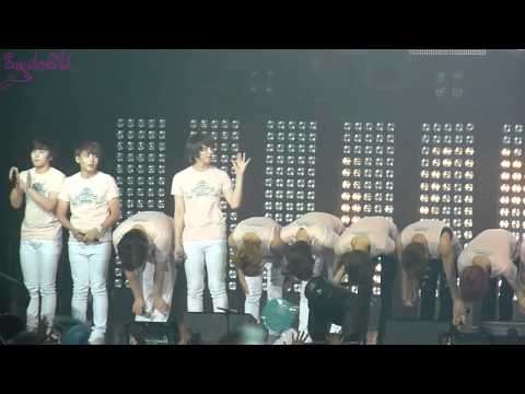 [HQ-720p][Live] 110611 SMtownParis - Ending / Everyone Bowing EXCEPT Heechul