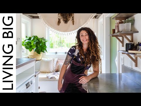 Woman's Spectacular Tiny House in The Wilderness