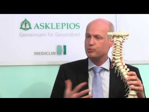 Die Schwellung der Gelenke in den Fingern entfernen Übung an den Salzablagerungen in den Gelenken