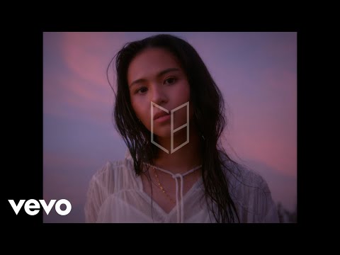 WATCH: Clara Benin releases ‘blink’ music video inspired by ‘Eternal Sunshine of the Spotless Mind’