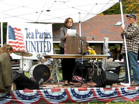 Tea'ing Up for 2012: Deborah DeLuca of GOOOH Addresses the Crowd 10/15/2011