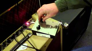 Video thumbnail for Electro-Harmonix AXIS Pedal eBay Demo.MOV by AtomicMusicStore