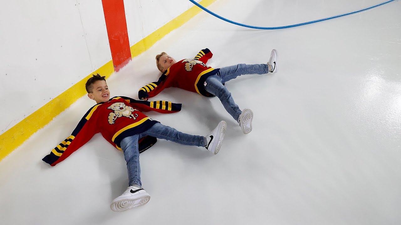 The Rodrigues family tours LoanDepot Park