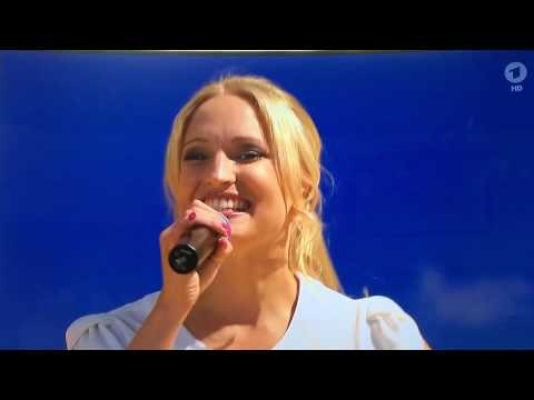 Julia Buchner Immer wieder Sonntags