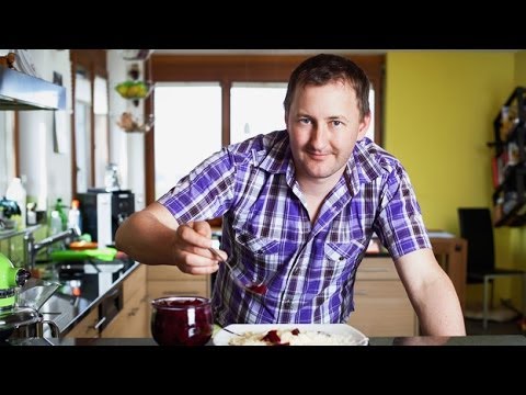 Thomas Blum: «Chaot am Werk!» -- SRF bi de Lüt - Männerküche vom 2. Mai 2014