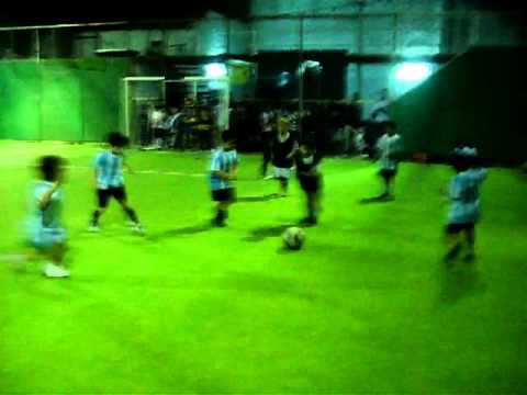 ESCUELA DE FUTBOL "PASION DE GOLES"