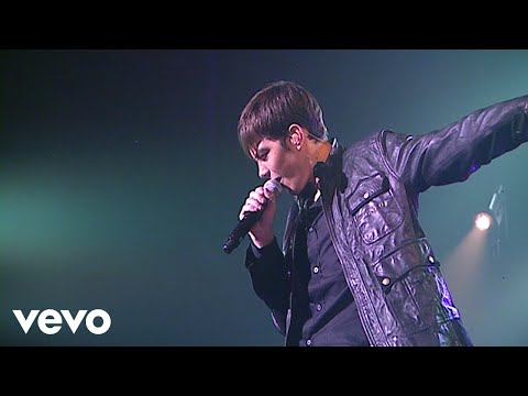 Grégory Lemarchal - Show Must Go On (Live Officiel Olympia 2006)