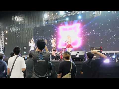 Chypre's performance at CosCos Suki #chypre #thaiidol #coscossuki #concert  #liveperformance