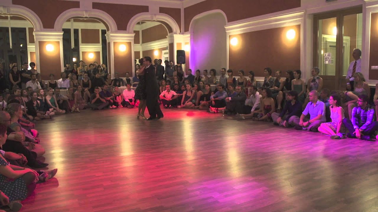 Video thumbnail for Fausto Carpino y Stephanie Fesneau - Tango Cazino 2015 - 1/5