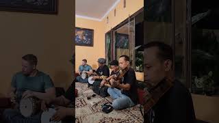 Download lagu Tholama Asyku || Debu mp3 Download lagu Tholama Asyku || Debu mp3