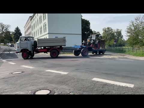 IFA W50 LAZ mit Tieflader am Berg