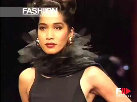 "Christian Lacroix" Autumn Winter 1992 1993 Paris 3 of 3 Pret a Porter Woman by FashionChannel