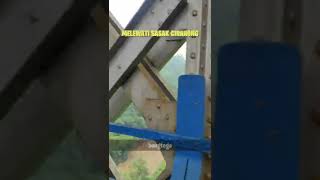 Download lagu MELEWATI SASAK CIRAHONG mp3 Download lagu MELEWATI SASAK CIRAHONG mp3
