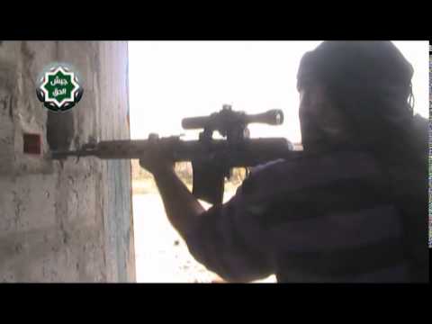 عملية قنص عناصر النظام على أسوار مطار دير الزور العسكري من قبل جيش الحق في المنطقة الشرقية