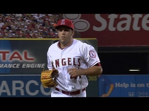 HOU@LAA: Roth tosses two perfect innings in debut