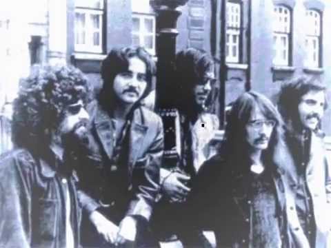 Steppenwolf ~ Magic Carpet Ride (1968)