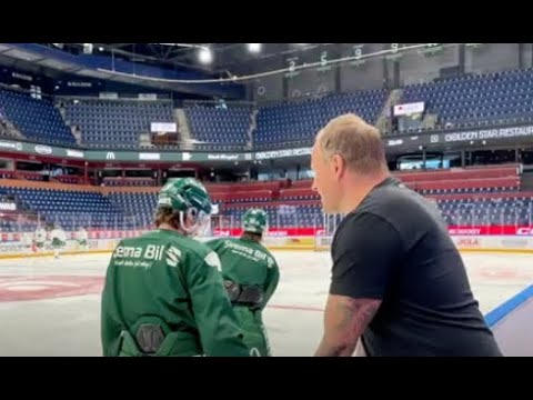 Följ med bakom kulisserna med Arto