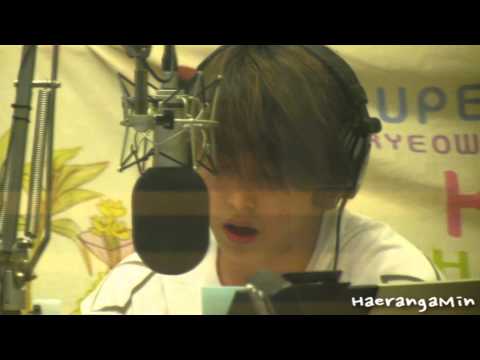 [Fancam] 121205 Sukira Sungmin - Open Arms + 다행이다 (여우굴DJ일주년축하)