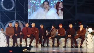 Download lagu 161119 EXO(엑소) reaction to BLACKPINK(블랙핑크) - WHISTLE   PLAYING WITH FIRE @MMA mp3