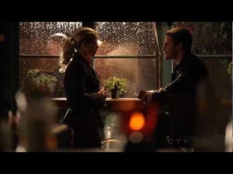 Arrow 1x12 - Oliver/Felicity Scenes