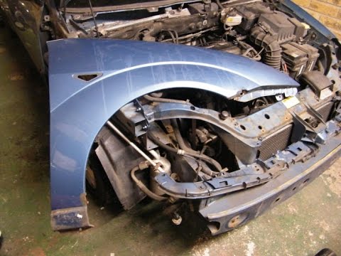 Ford Focus Fender Wing Removal